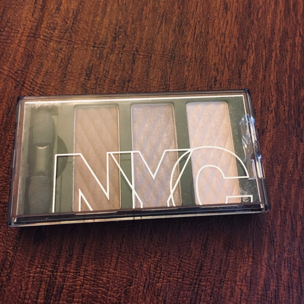 Makeup Lot - Picture 7 of 7